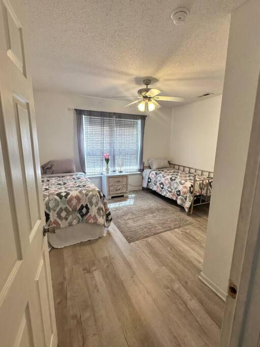 Adorable 3Br/2Ba W/ Garage 2Min Walk Ecu Health Villa Greenville Exterior photo