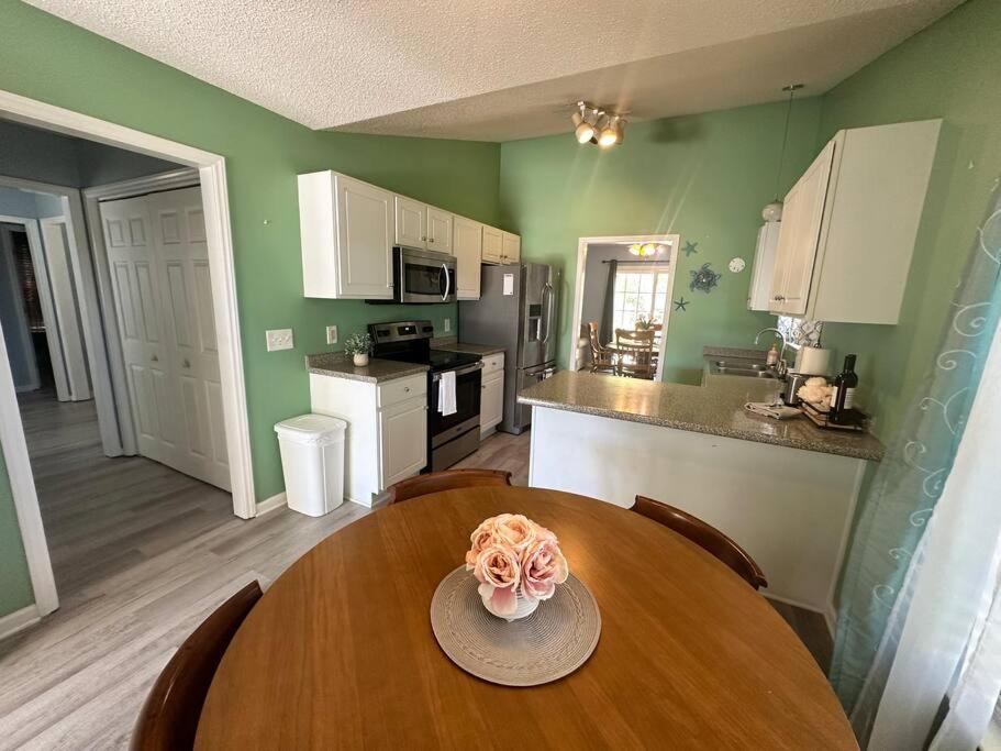 Adorable 3Br/2Ba W/ Garage 2Min Walk Ecu Health Villa Greenville Exterior photo