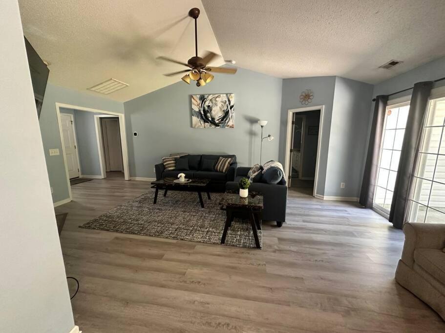 Adorable 3Br/2Ba W/ Garage 2Min Walk Ecu Health Villa Greenville Exterior photo